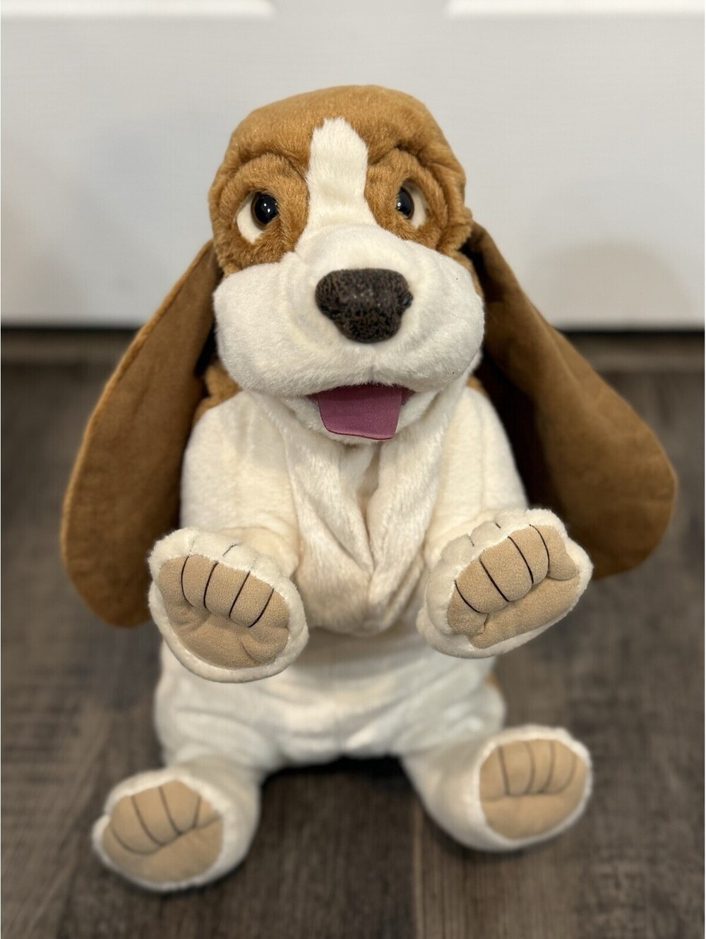 Folkmanis Basset Hound Puppy Dog Droopy Brown Floppy Realistic Animal Toy 16"